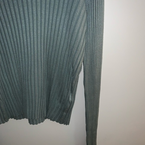 Boohoo Blue Sweater Top - Picture 2 of 2